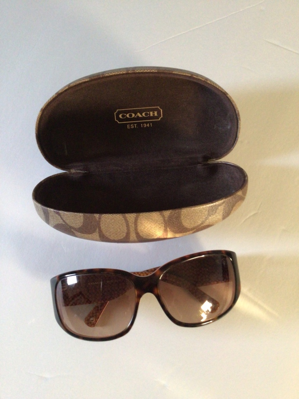Coach Madeline sunglasses in brown tortoiseshell